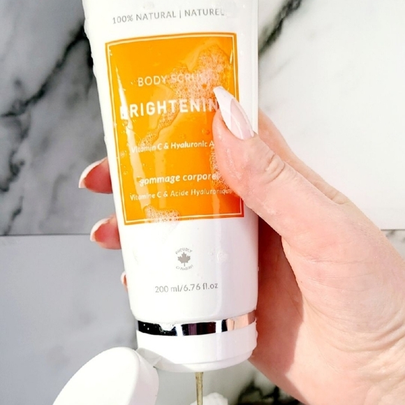 Scentuals Brightening Body Scrub - Picture 3 of 4